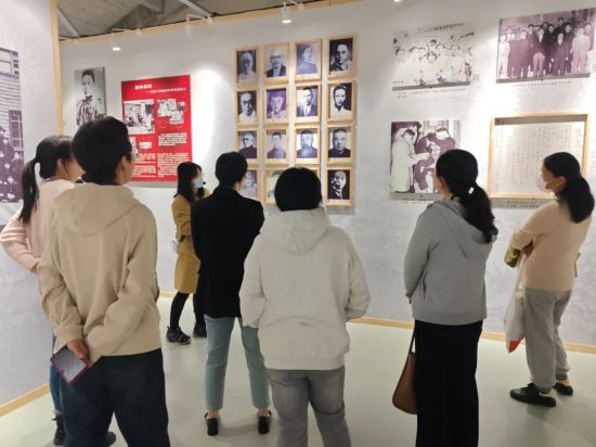 640_wx_fmt=other&from=appmsg&wxfrom=5&wx_lazy=1&wx_co=1&tp=webp (1).jpg