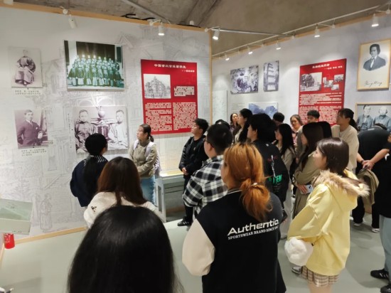 640_wx_fmt=jpeg&from=appmsg&tp=webp&wxfrom=5&wx_lazy=1 (2).jpg